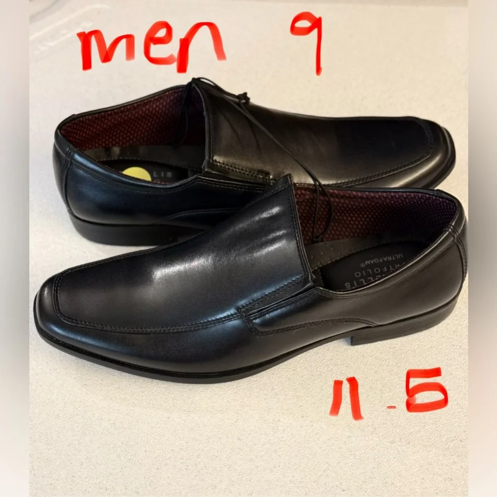 Perry Ellis Black Leather Slip-On Loafers